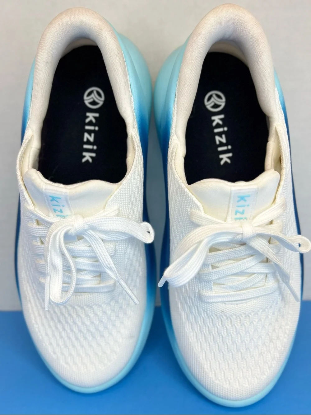 Kizik Roamer Womens Hands Free Sneakers White/Glacier Sz 6.5M XLNT Condition